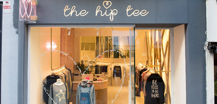 The Hip Tee profesionaliza su estructura y tantea abril en Barcelona su segunda tienda 
